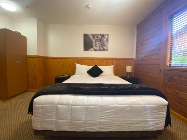 Lakefront Lodge Taupo Exterior photo